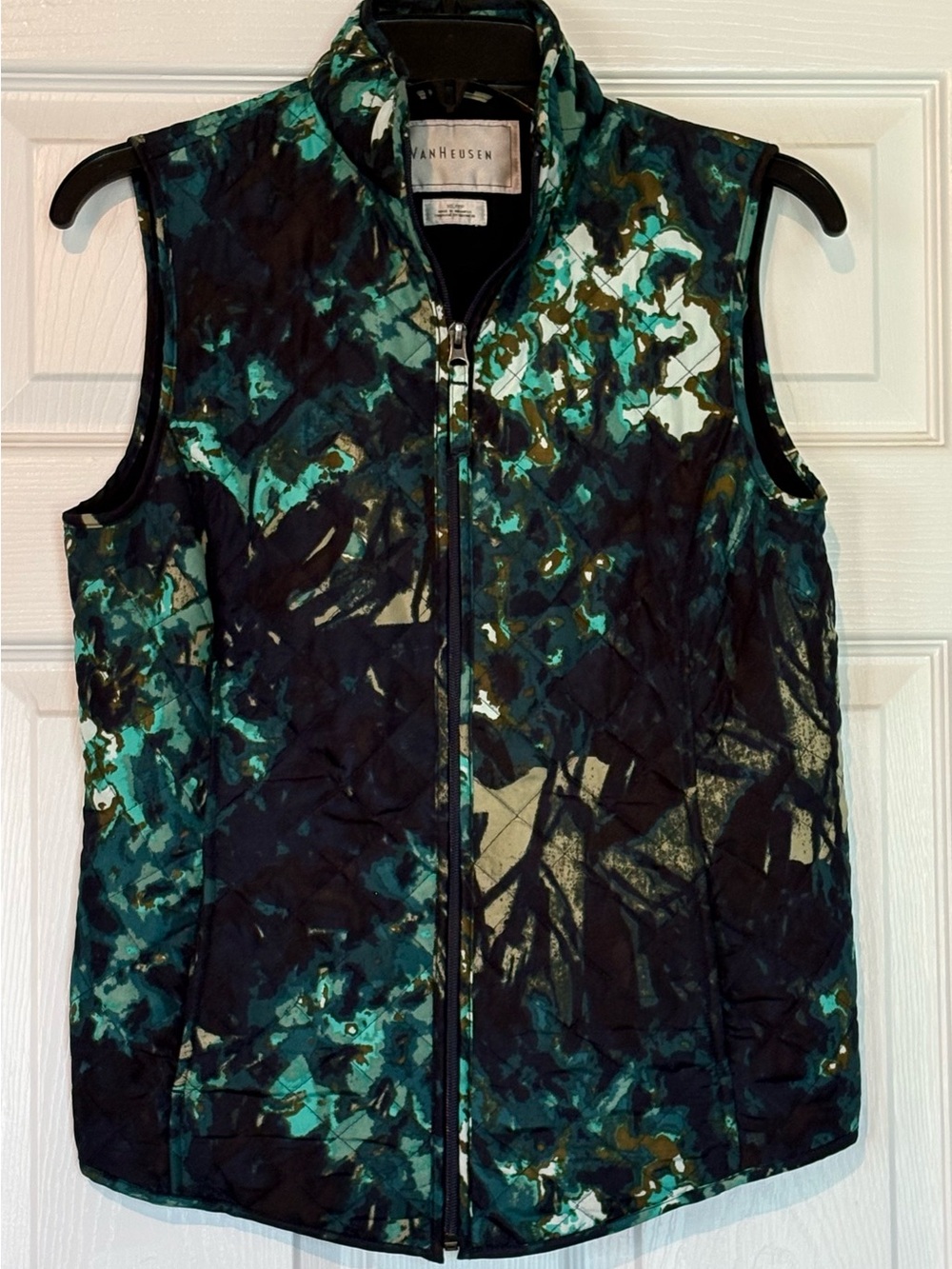 Van Heusen Teal and Black Quilted Zip-Front Sleeveless Vest
